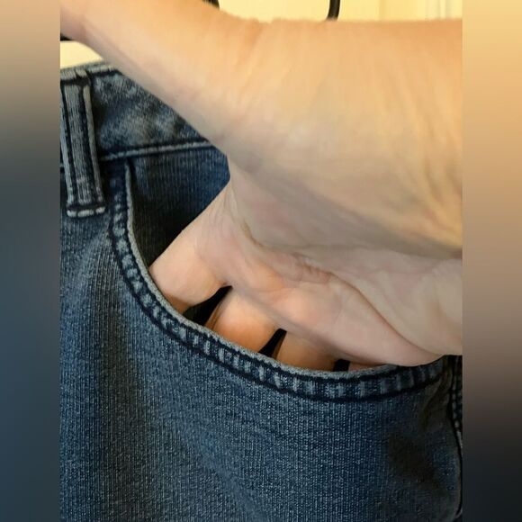 Quacker Factory Dream Jeans Cropped 14 - Picture 6 of 13